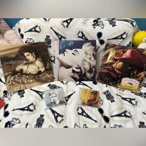 MADONNA VINYL & CD’s